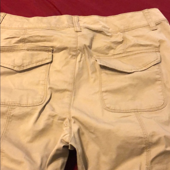 Capris - Picture 2 of 2